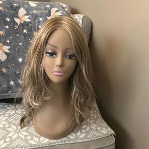 Envy Maya Almond Breeze